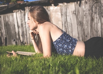 Hledáme společnici pro vozíčkářku