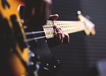 Přijďte na benefiční koncert, zvou charitní osobní asistentky i třebíčská ZUŠ