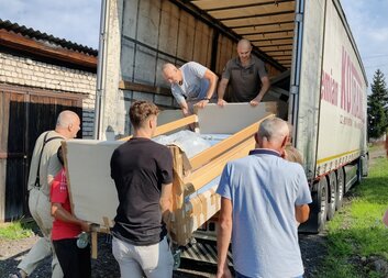 Charitní kamion vyrazil na Ukrajinu