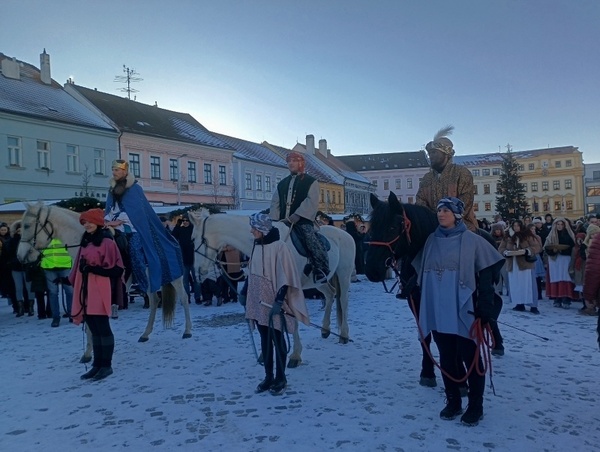 Tři králové na koních